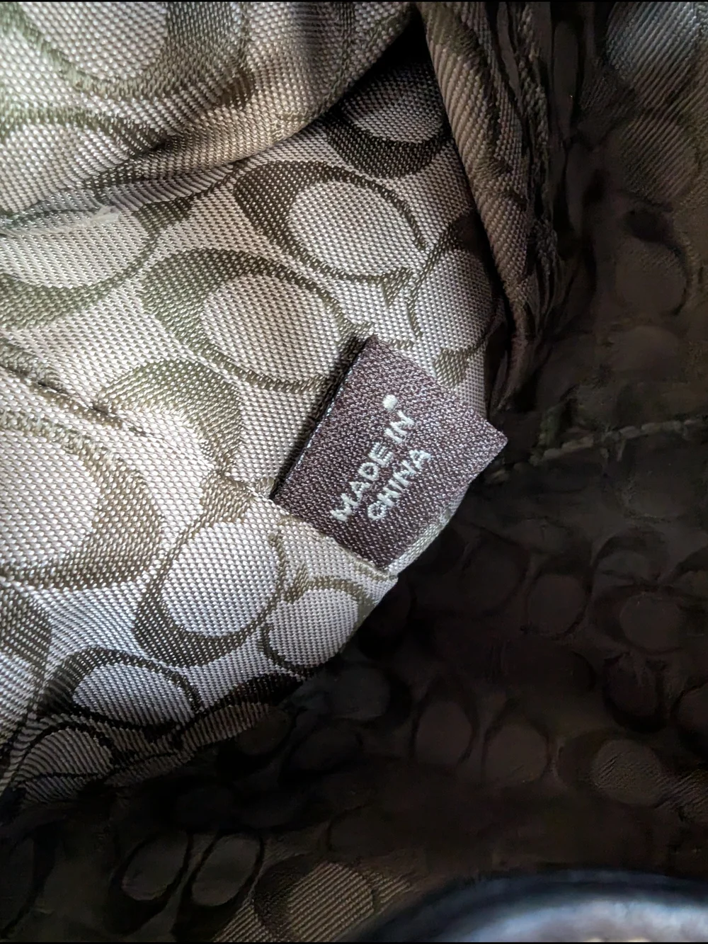 COACH Brown Leather Shoulder Bag - Elegant Everyday Carry